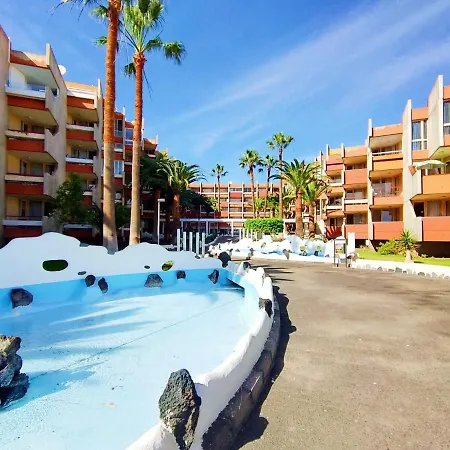 Apartamento con un dormitorio y vista a la jardin, junto al Mar, en Costa del Silencio Apartamento *