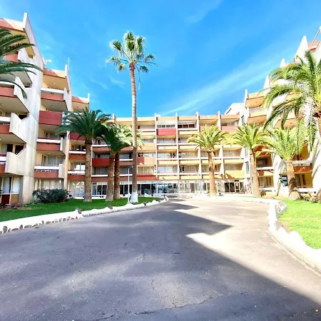 Apartamento Con Un Dormitorio Y Vista A La Jardin, Junto Al Mar, En Costa Del Silencio Apartment *